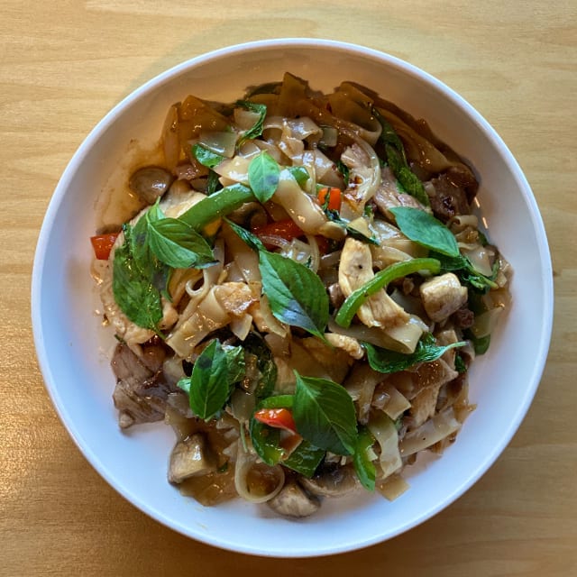 Basil Noodle.
